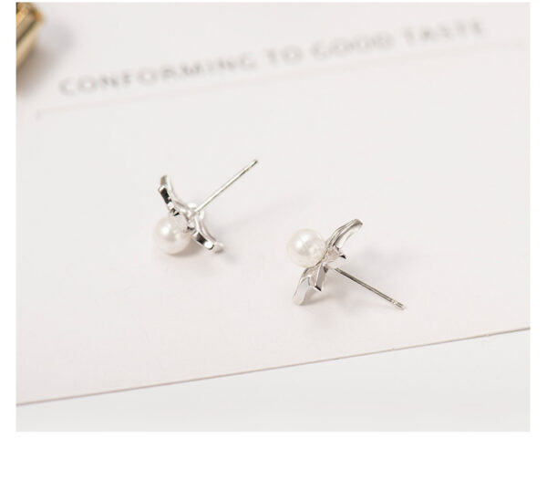 Flower Bead Hypoallergenic White Fungus Studs - Image 2