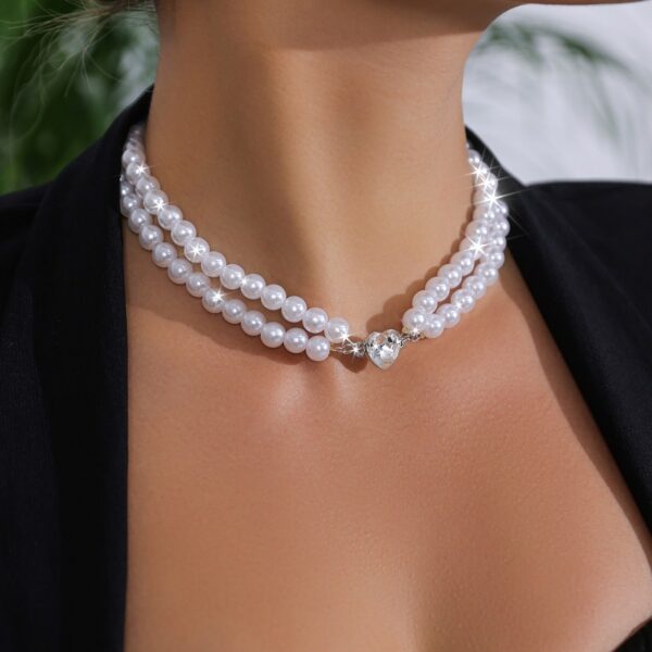 Elegant Retro Exaggerated Pearl Geometric Necklace - Image 2