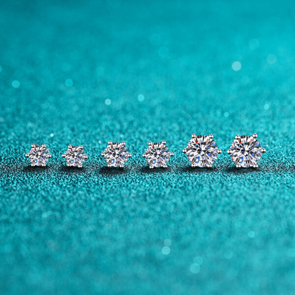 925 Sterling Silver Stud Earrings Six-claw Stud Earrings Moissanite Stud Earrings