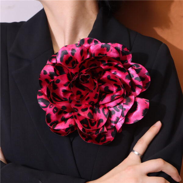 French Satin 19cm Fabric Exaggerated Leopard Large Flower Brooch - Image 7