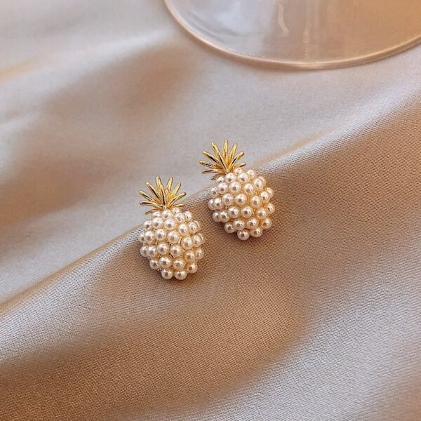 Pineapple Starfish Pearl Earrings - Image 5