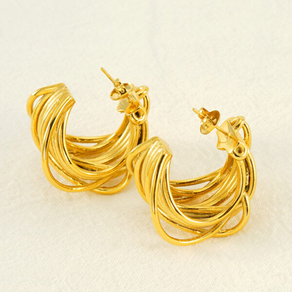 Gold Earrings Simple Fashion Design - Image 3