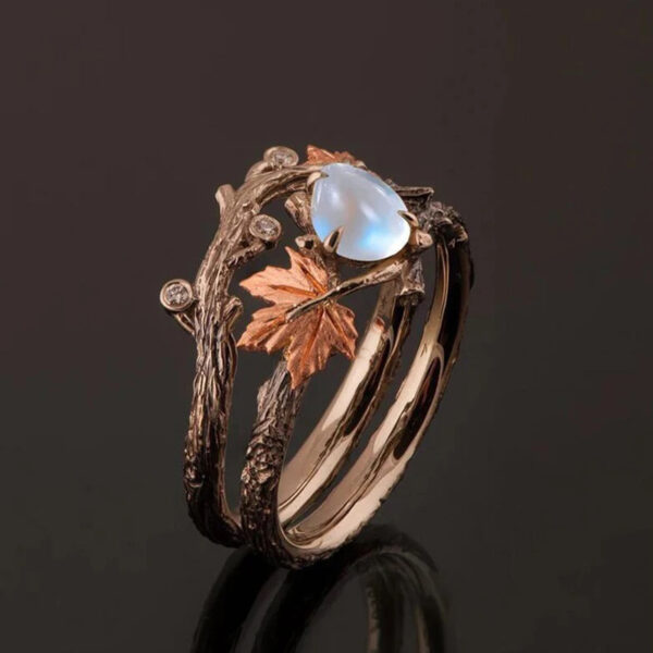 Vintage Golden Branch Maple Leaf Ring