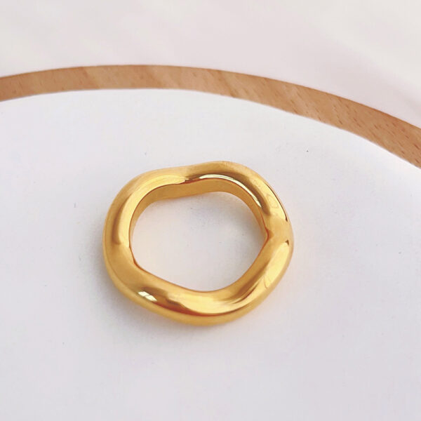 Factory Direct Sales Wave Curved Ring South Korea Vintage Blogger Style Stylish Texture Top Grade - Image 4