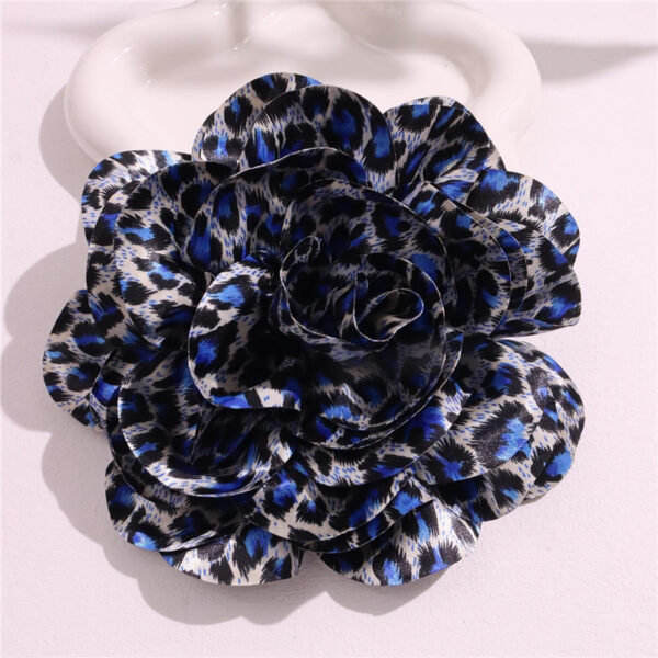 French Satin 19cm Fabric Exaggerated Leopard Large Flower Brooch - Image 2