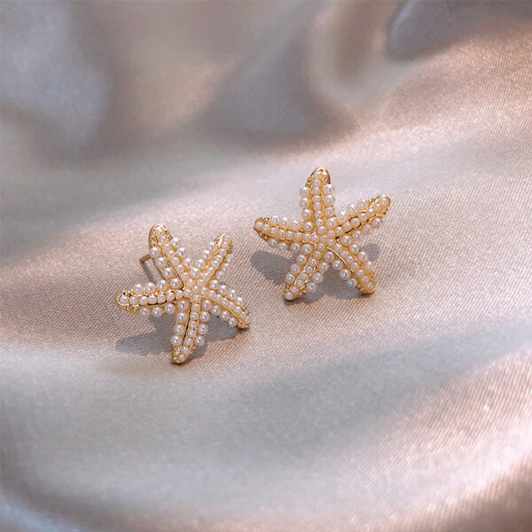 Pineapple Starfish Pearl Earrings - Image 7