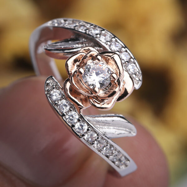 Fashion Rose Gold Ring - Image 4