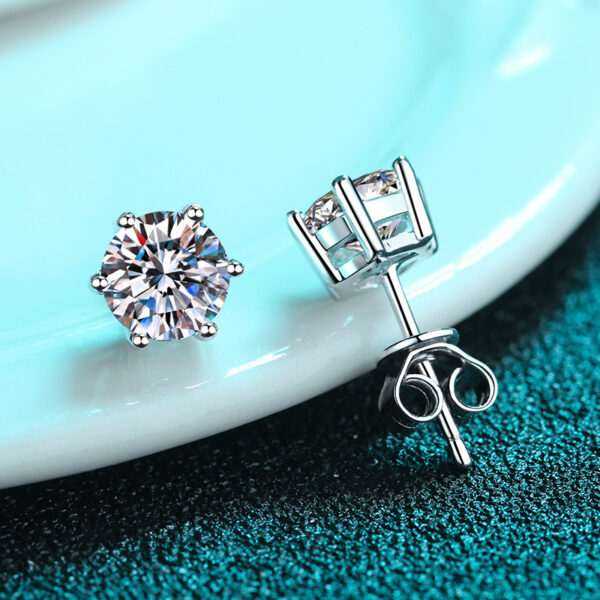 925 Sterling Silver Stud Earrings Six-claw Stud Earrings Moissanite Stud Earrings - Image 5