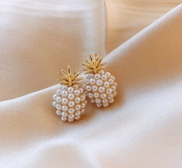 Pineapple Starfish Pearl Earrings - Image 3