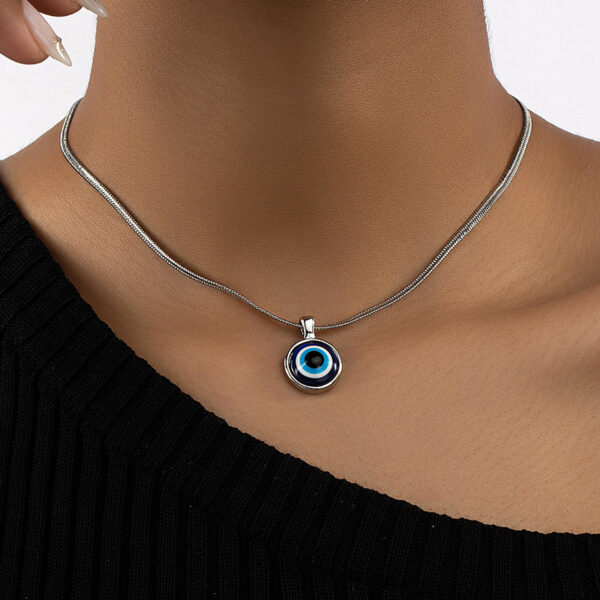 Fashion Color Eye Necklace Clavicle Chain - Image 3