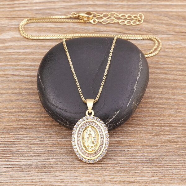 Women's Fashion Vintage Virgin Mary Necklace - Image 2