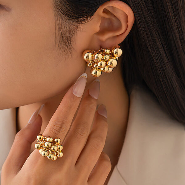 Fashion Geometry Pattern Beaded Earrings Suit - Image 3