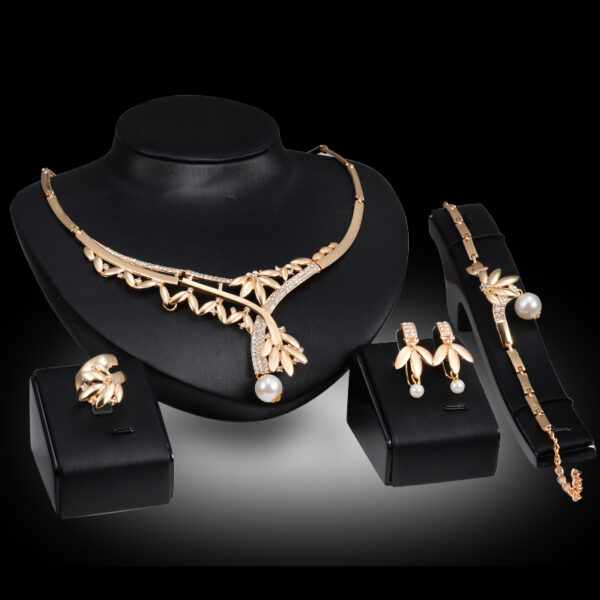 Four-piece Golden Bridal Suit Accessories   Step Into E-commerce - Image 5