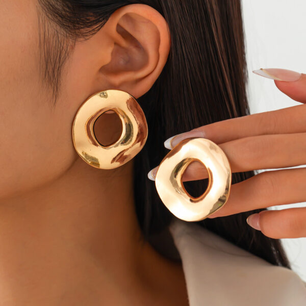 Hollow Geometry Round Irregular With Personality Glossy Earring Set - Image 9