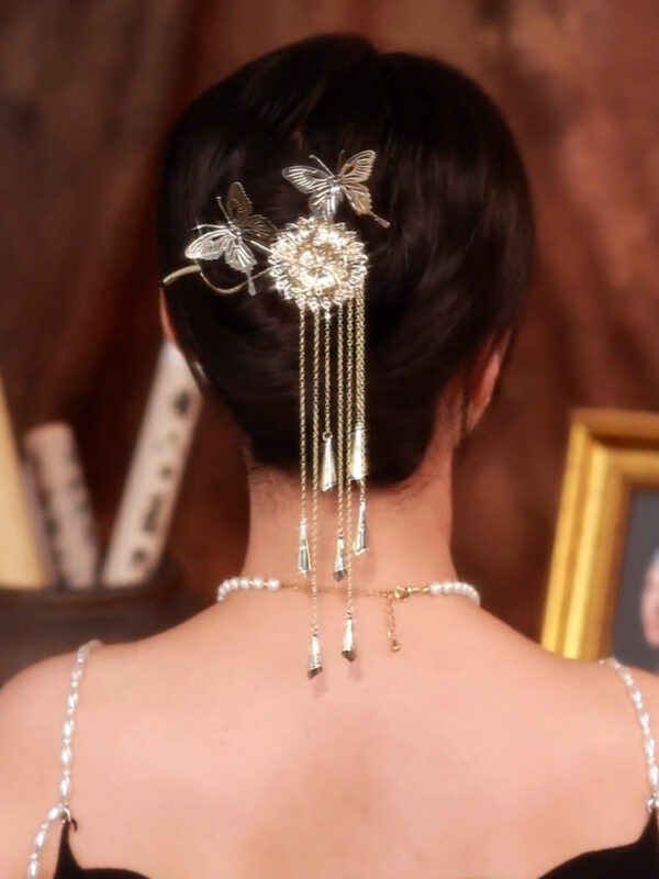 Clip-on Delicate Tiara Hair Accessories - Image 4