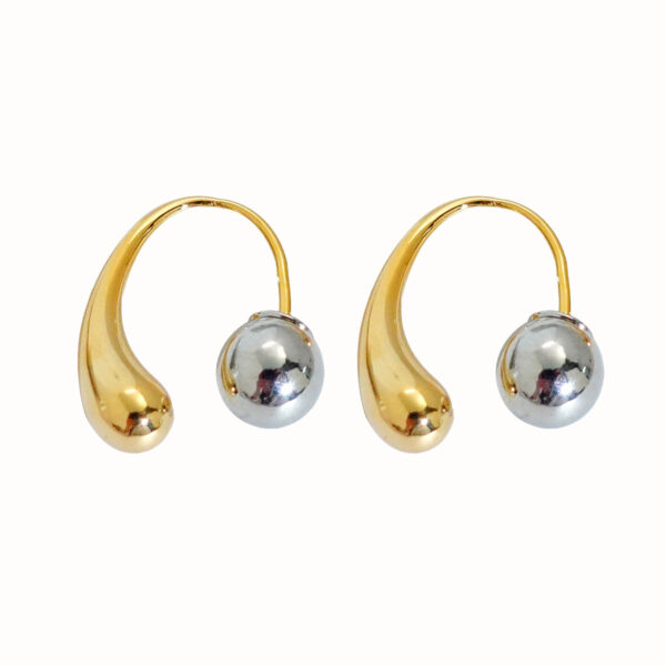 Unique Punk Style Contrast Color Metal Beads Gilded Ear Studs - Image 4