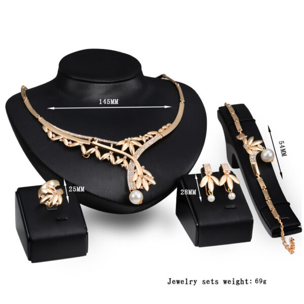 Four-piece Golden Bridal Suit Accessories   Step Into E-commerce - Image 4