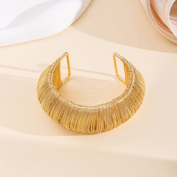 Brushed Exaggerated Alloy C- Shaped Bracelet - Image 5