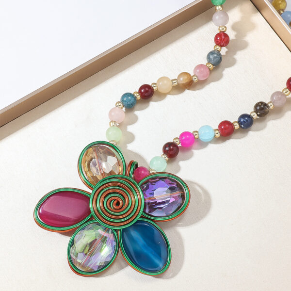 Fashion Colored Glass Beaded Flower Necklace - Image 4